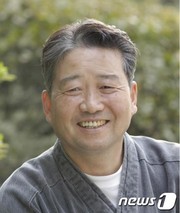 김병조 명심보감 '가족처럼 배려하고, 맡은 자리에 충실하라' 대표 이미지